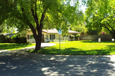 2154 Paris Ave, Redding, CA 96001 photo 4