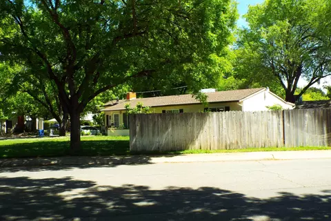 2154 Paris Ave, Redding, CA 96001 photo 8