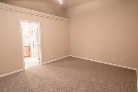644 Valleybrook Dr, Redding, CA 96003 photo 13