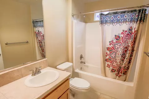 644 Valleybrook Dr, Redding, CA 96003 photo 8