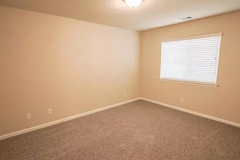 644 Valleybrook Dr, Redding, CA 96003 photo 11