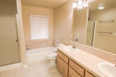 644 Valleybrook Dr, Redding, CA 96003 photo 14