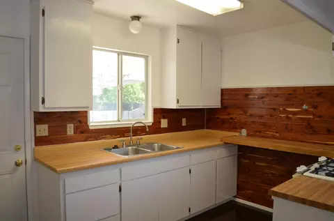2590 Toyon St, Anderson, CA 96007 photo 5