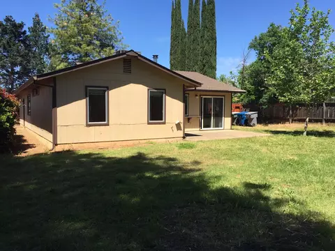 2105 Jessica Way, Redding, CA 96002 photo 7