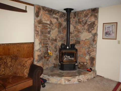 20592 Hudson St, Burney, CA 96013 photo 9