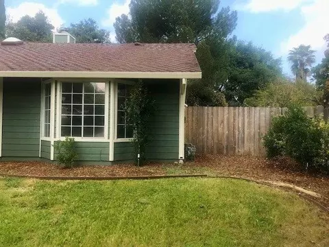 4484 Moyvane Dr, Redding, CA 96001 photo 3