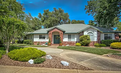 6631 Riata Dr, Redding, CA 96002 photo 1