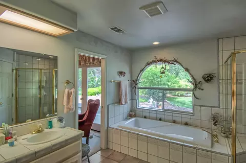 6631 Riata Dr, Redding, CA 96002 photo 25