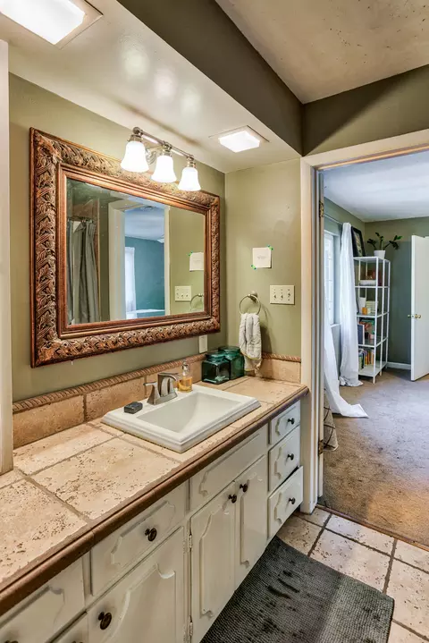 2153 Canal Dr, Redding, CA 96001 photo 35