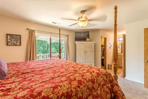 21019 Red Hawk Ln, Redding, CA 96003 photo 11
