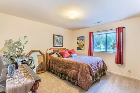 21019 Red Hawk Ln, Redding, CA 96003 photo 14