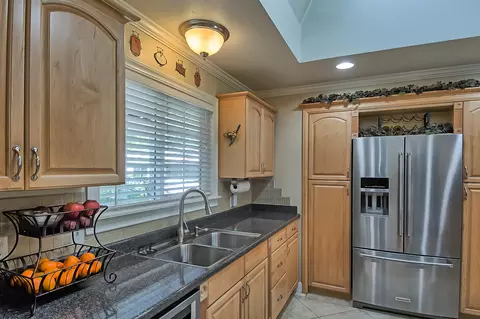 577 Rafael St, Redding, CA 96002 photo 15
