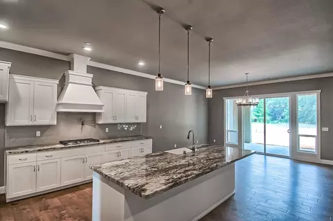 9775 Twin Creeks Ln, Redding, CA 96003 photo 4