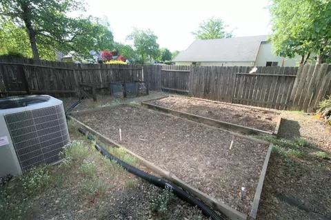11446 Wales Dr, Redding, CA 96003 photo 30