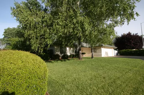 11446 Wales Dr, Redding, CA 96003 photo 6