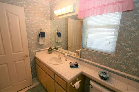 11446 Wales Dr, Redding, CA 96003 photo 21