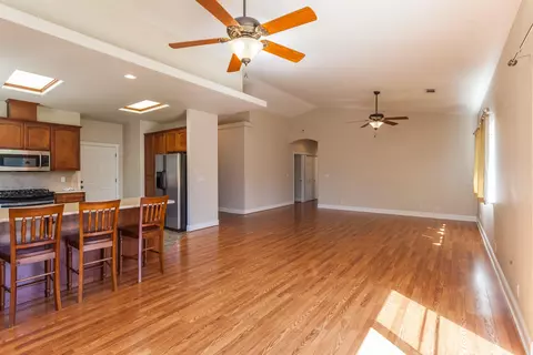 4925 Cedars Rd, Redding, CA 96001 photo 4