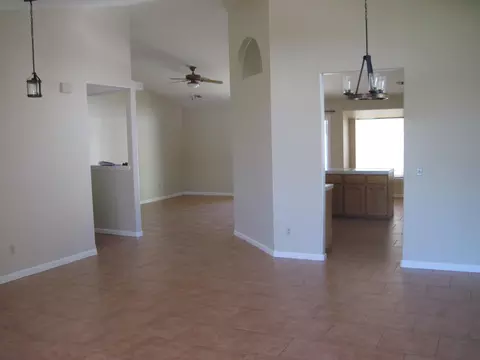 2780 Howard Dr, Redding, CA 96001 photo 7
