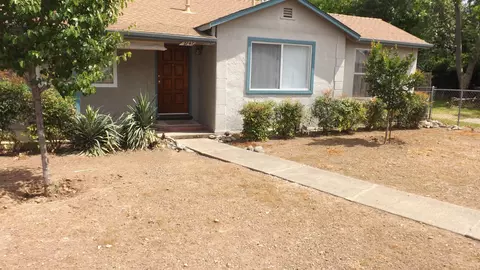 2747 Leland Ave, Redding, CA 96001 photo 3