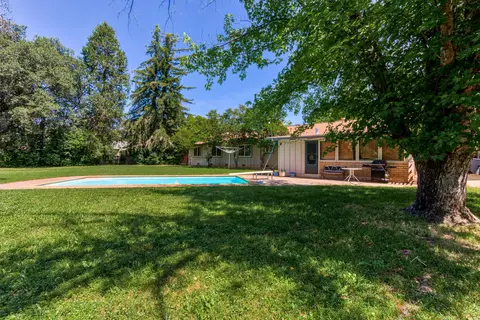 4552 Alta Mesa Dr, Redding, CA 96002 photo 21