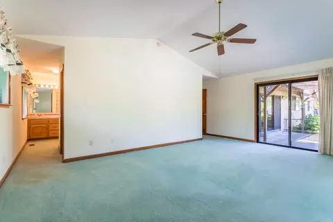 2884 Howard Dr, Redding, CA 96001 photo 20