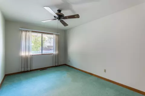 2884 Howard Dr, Redding, CA 96001 photo 27