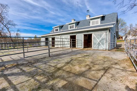 15756 Montgomery Ranch Rd, Redding, CA 96001 photo 11