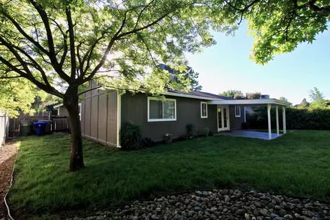 3819 Sunwood Dr, Redding, CA 96002 photo 17