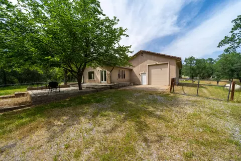 20211 Los Palos Dr, Redding, CA 96003 photo 38