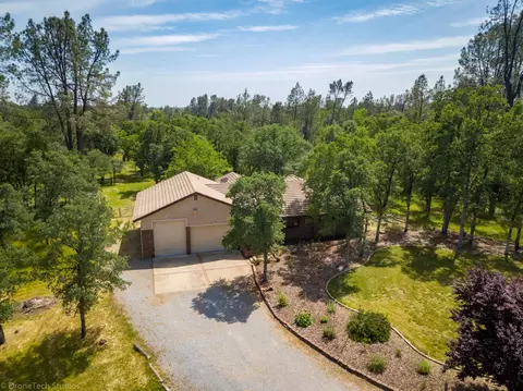 20211 Los Palos Dr, Redding, CA 96003 photo 61