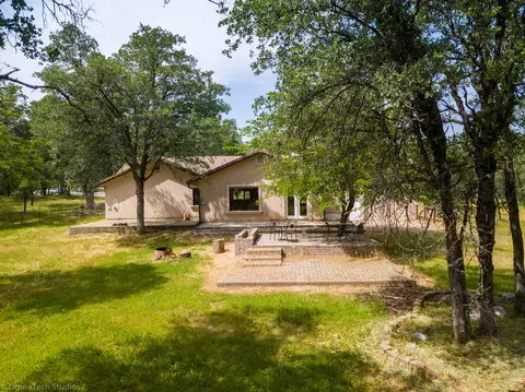 20211 Los Palos Dr, Redding, CA 96003 photo 35