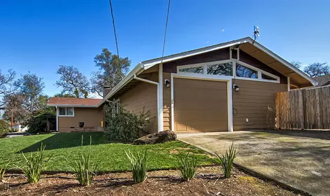 2561 Shasta St, Redding, CA 96001 photo 44