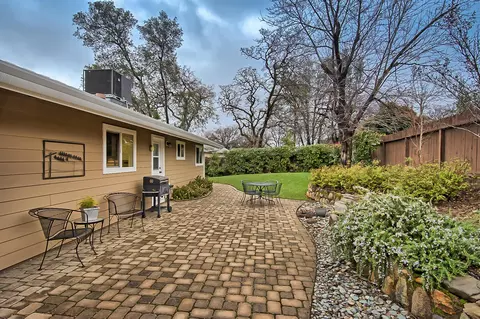 2561 Shasta St, Redding, CA 96001 photo 32
