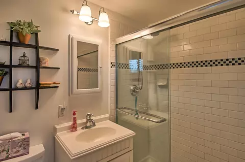 2561 Shasta St, Redding, CA 96001 photo 27