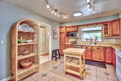 750 Gold St, Redding, CA 96001 photo 17