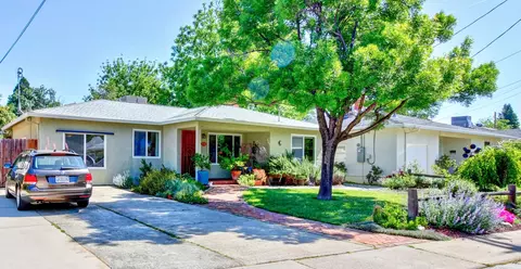 750 Gold St, Redding, CA 96001 photo 5
