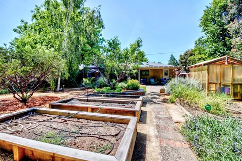 750 Gold St, Redding, CA 96001 photo 35