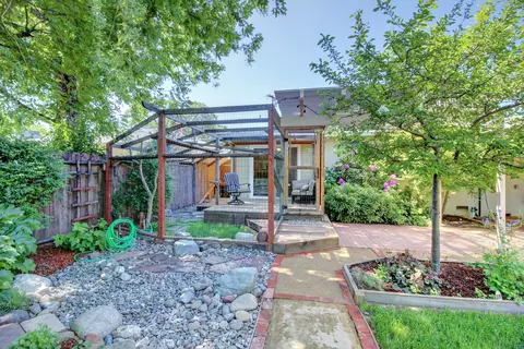 750 Gold St, Redding, CA 96001 photo 42