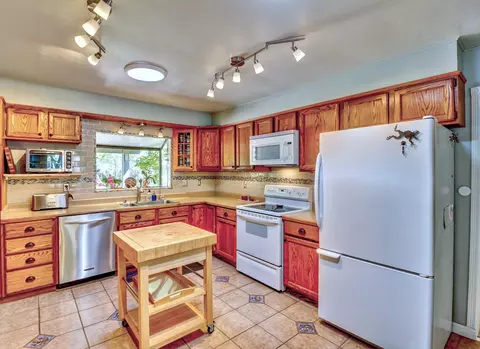 750 Gold St, Redding, CA 96001 photo 15