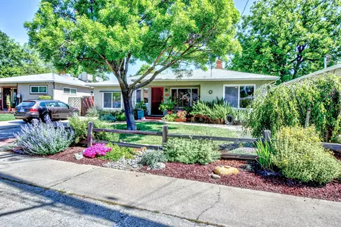 750 Gold St, Redding, CA 96001 photo 4