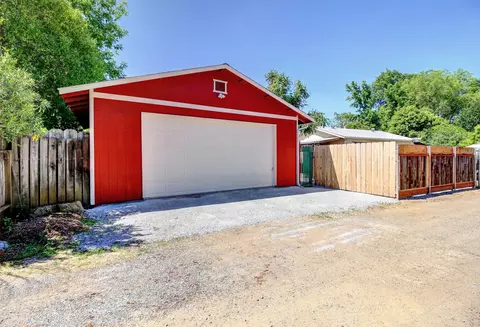 750 Gold St, Redding, CA 96001 photo 40
