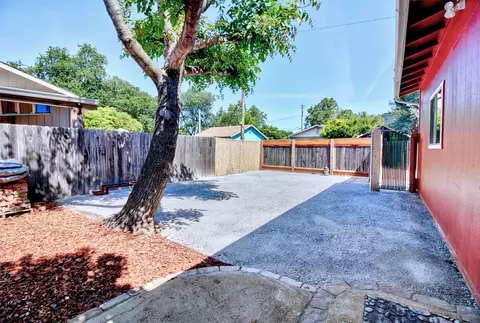 750 Gold St, Redding, CA 96001 photo 37