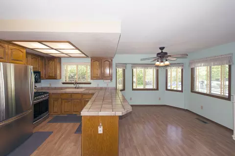 4377 Carlow Way, Redding, CA 96001 photo 5