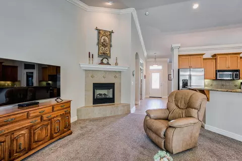 486 River Park Dr, Redding, CA 96003 photo 12
