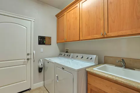486 River Park Dr, Redding, CA 96003 photo 21