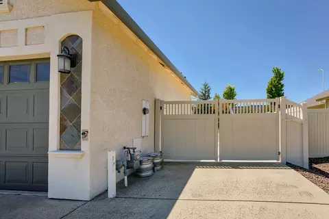 486 River Park Dr, Redding, CA 96003 photo 40