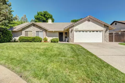 1333 Carla Cir, Redding, CA 96003 photo 1
