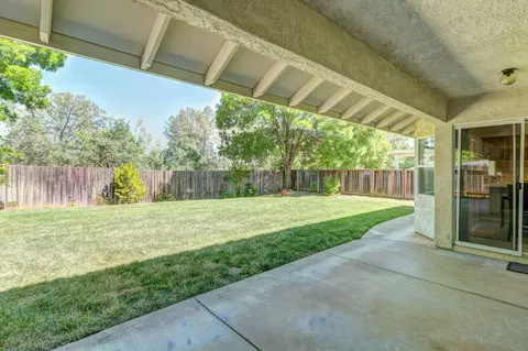 1333 Carla Cir, Redding, CA 96003 photo 37