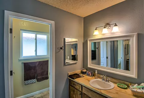2430 Lake Redding Dr, Redding, CA 96003 photo 24
