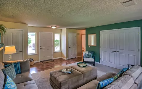 2430 Lake Redding Dr, Redding, CA 96003 photo 5